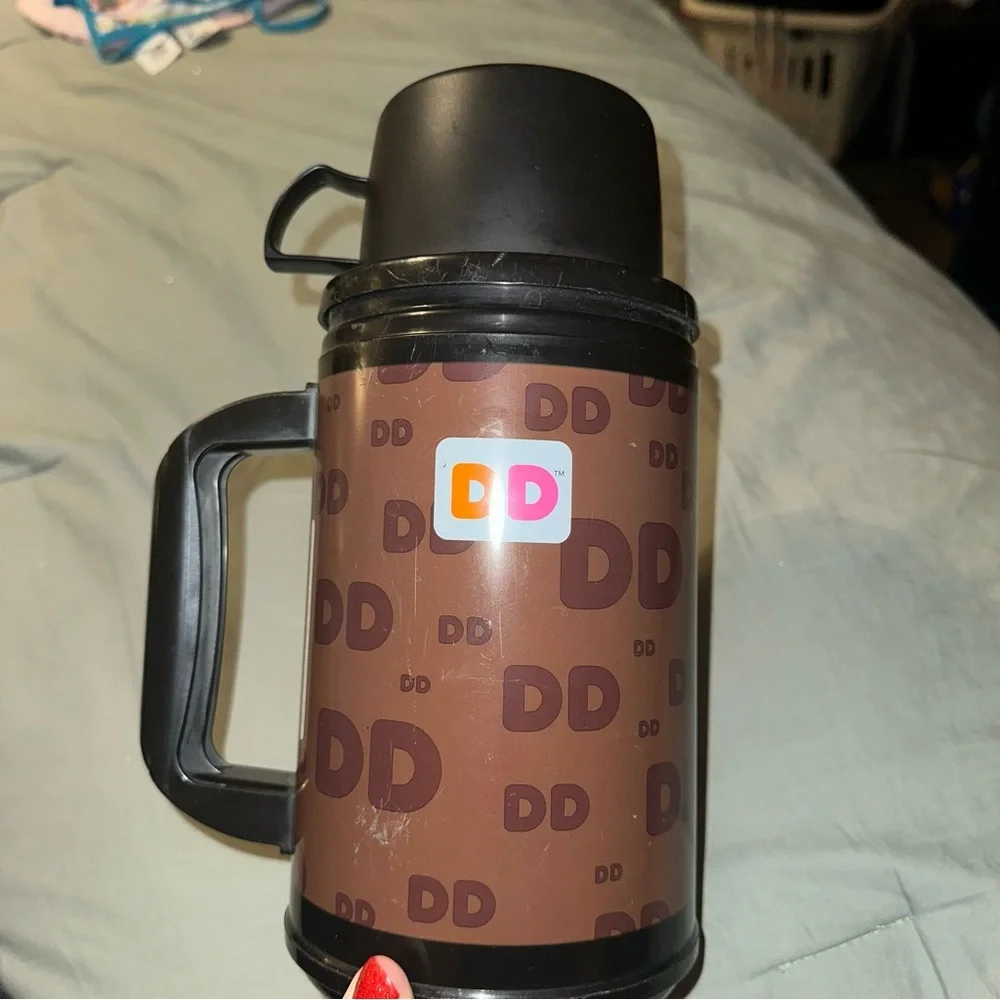 Dunkin Donuts 32oz Whirley Thermos Travel‎ Mug- Cup Is Included